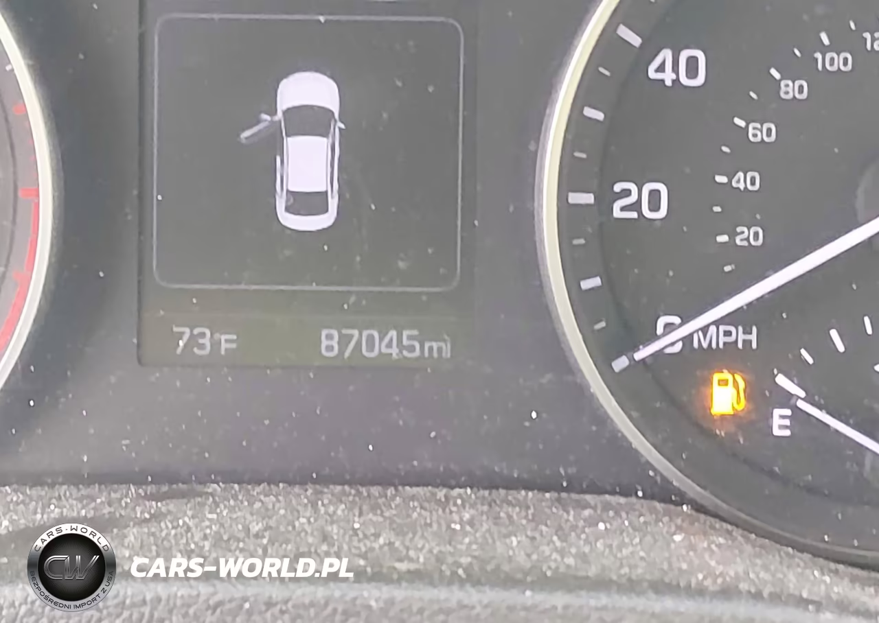 2018 Hyundai Elantra Sel VIN:5NPD84LF4JH250511 - 16