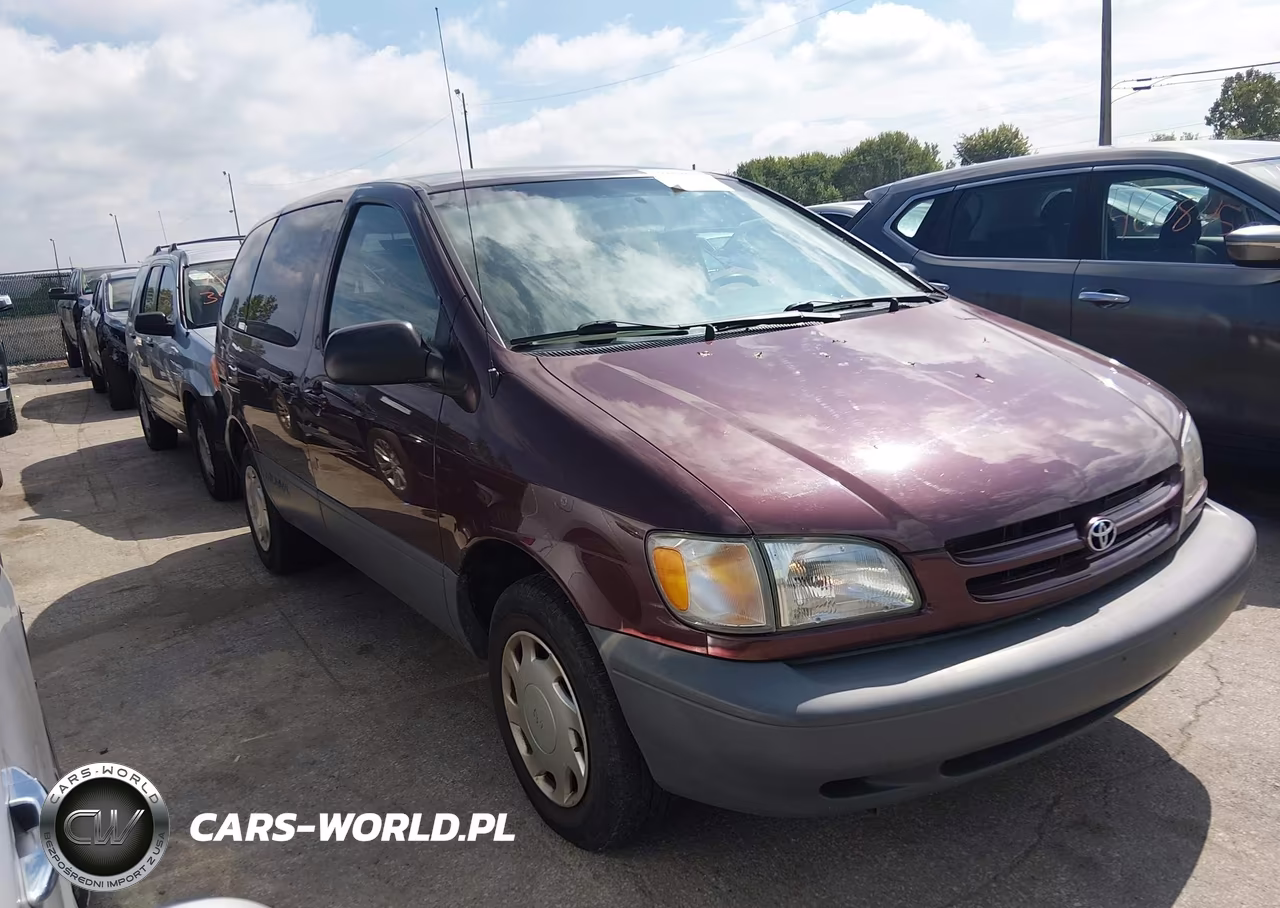 1999 Toyota Sienna Ce