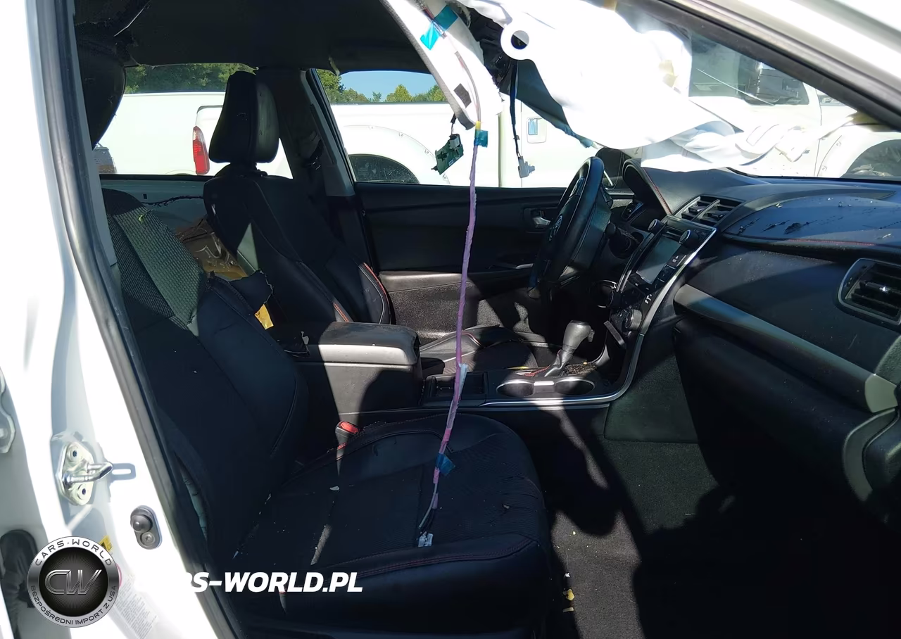 2016 Toyota Camry Se VIN:4T1BF1FK7GU125176 - 5