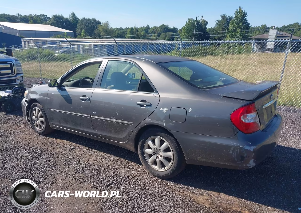 2004 Toyota Camry Xle VIN:4T1BE32K14U927383 - 3