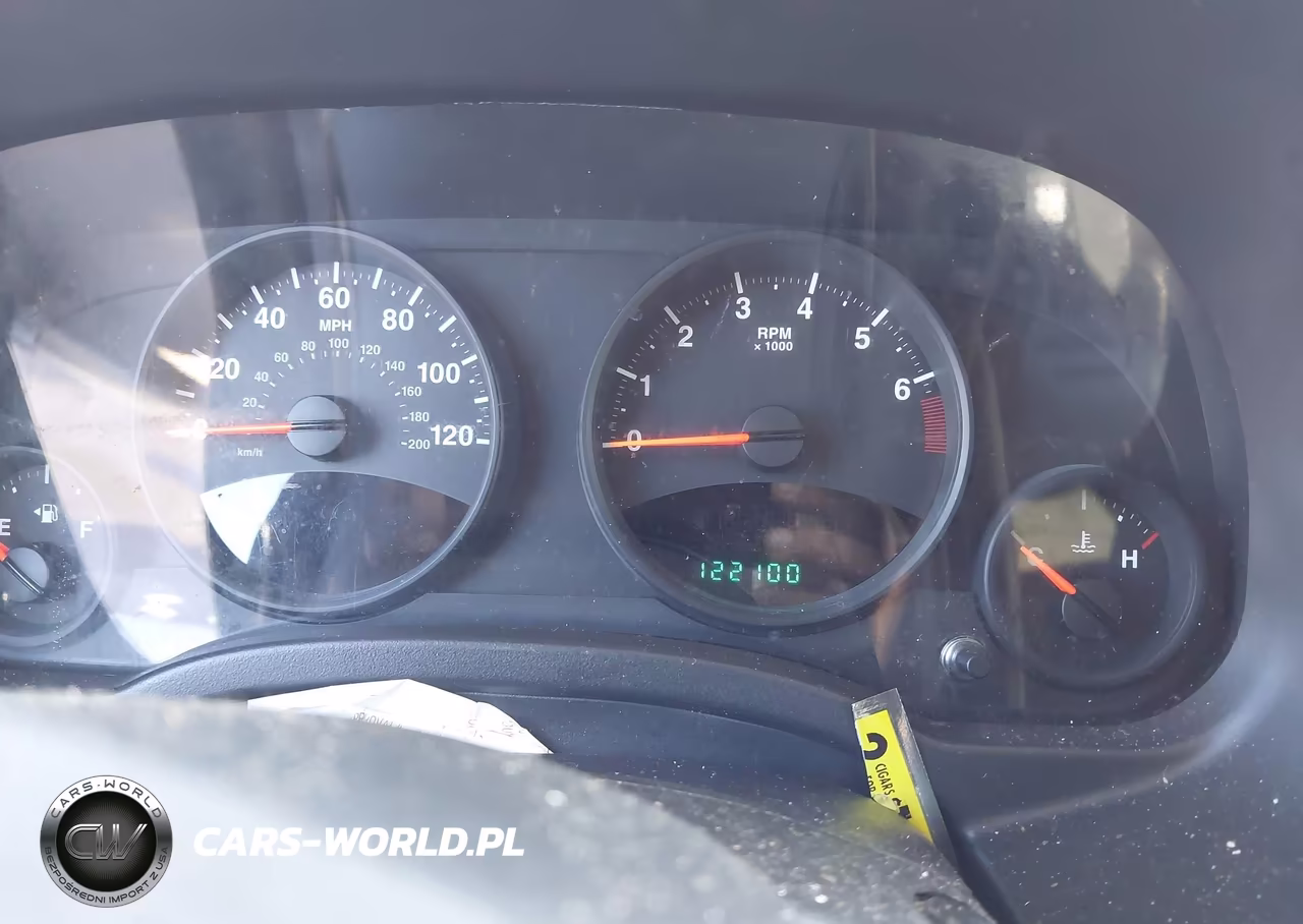 2012 Jeep Patriot Latitude VIN:1C4NJRFB7CD570087 - 7
