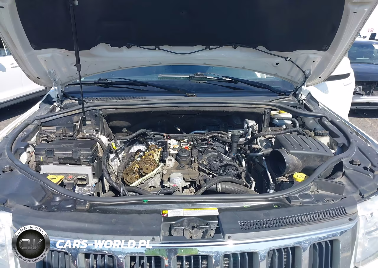 2012 Jeep Grand Cherokee Laredo VIN:1C4RJFAG2CC297813 - 10