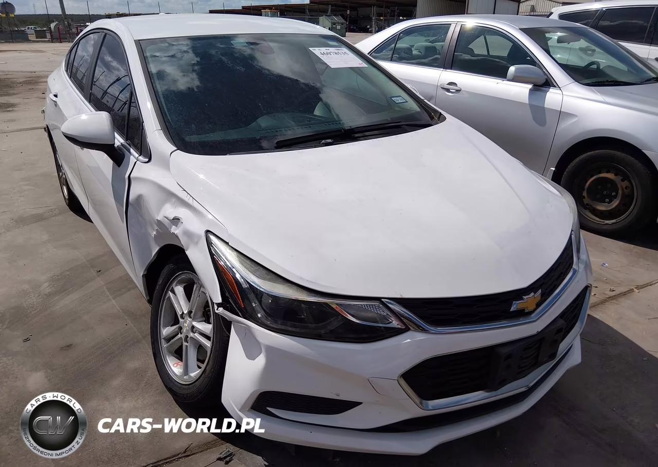 2017 Chevrolet Cruze Lt Auto – zdjęcie 1 z 16
