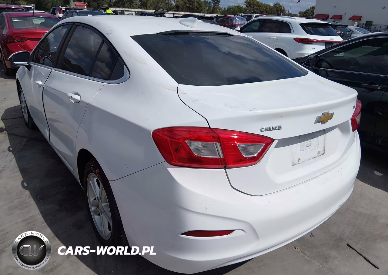 2017 Chevrolet Cruze Lt Auto VIN:1G1BE5SM9H7157996 - 3