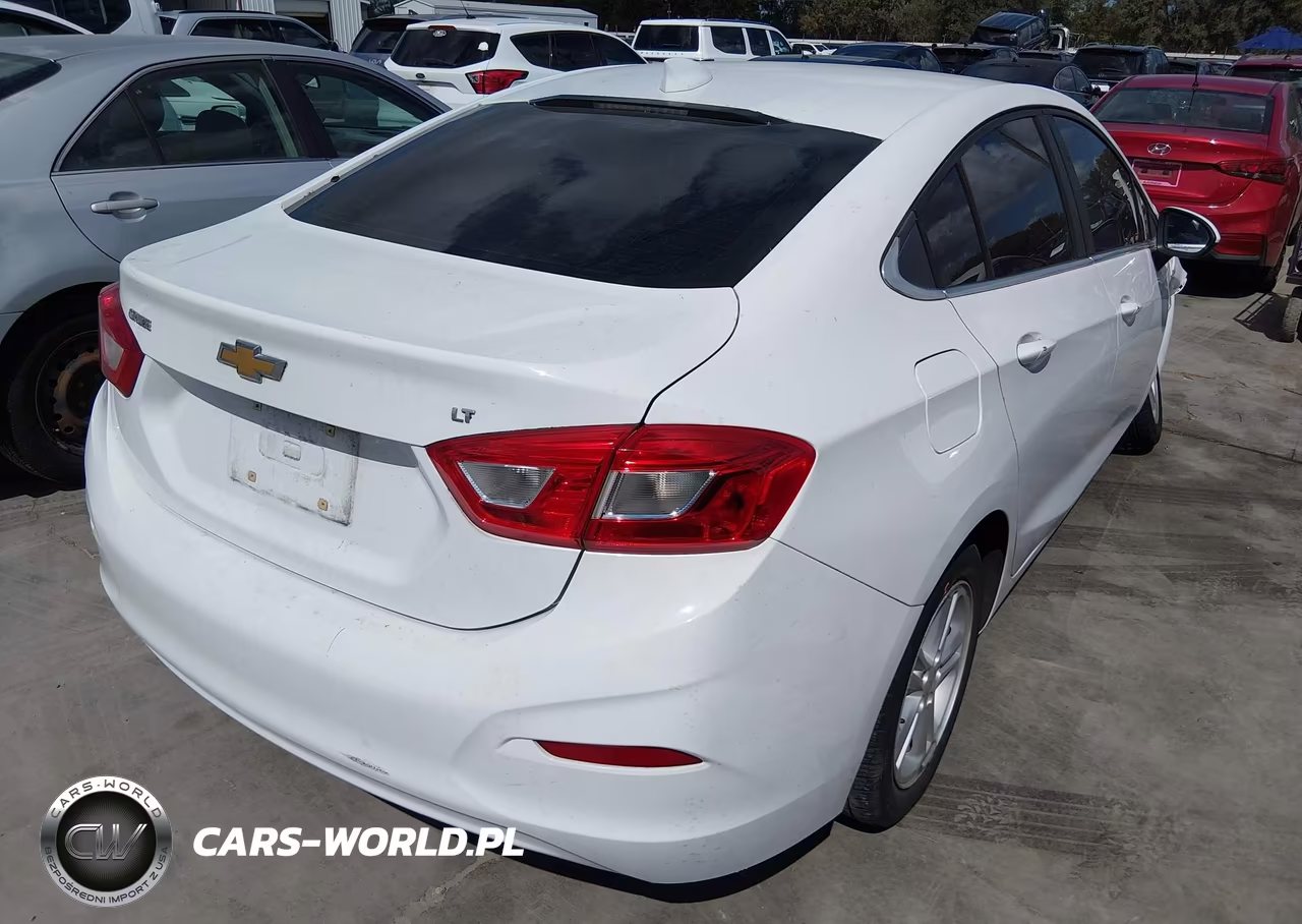2017 Chevrolet Cruze Lt Auto VIN:1G1BE5SM9H7157996 - 4