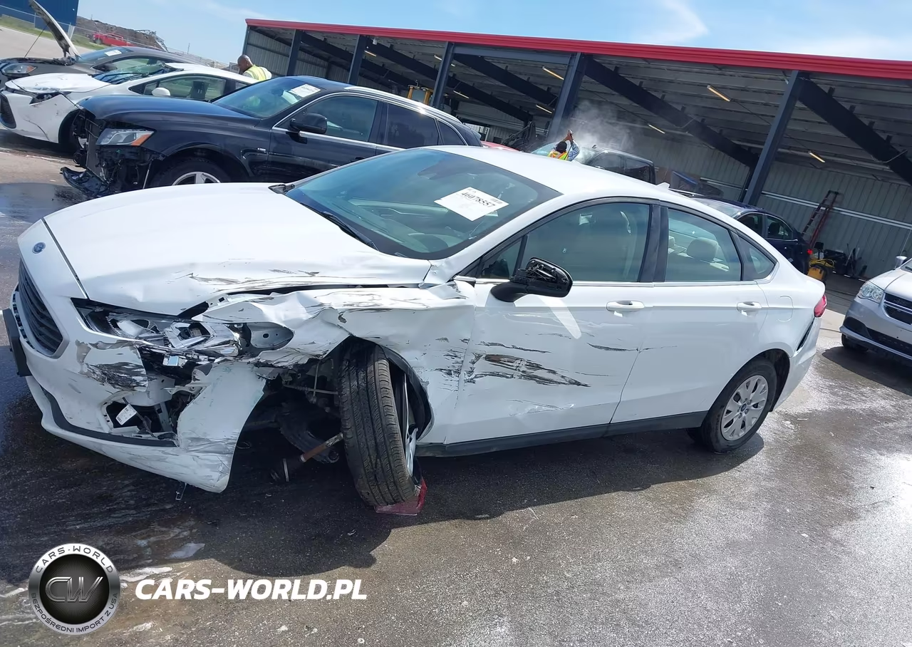 2020 Ford Fusion S VIN:3FA6P0G71LR126712 - 14