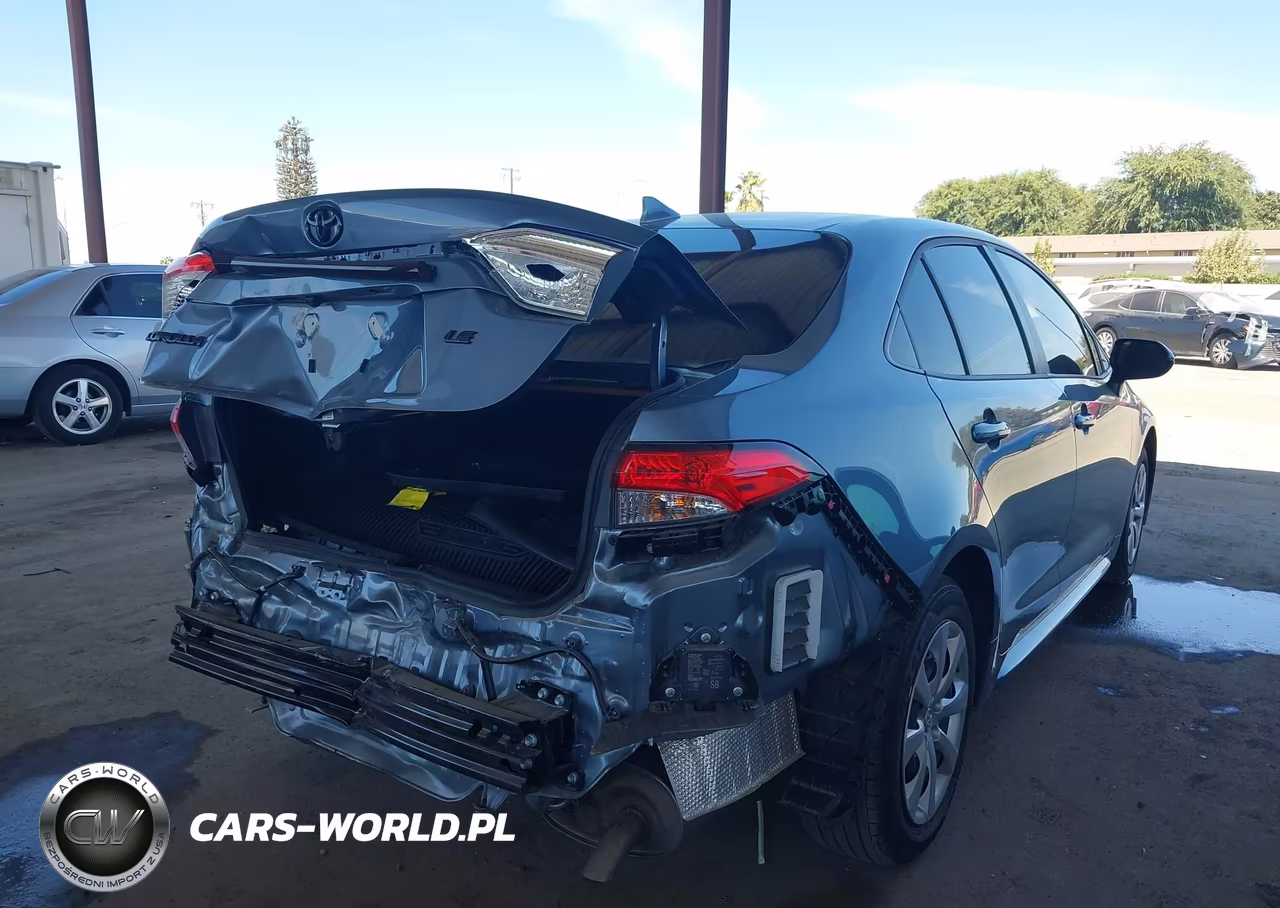 2026 Toyota Corolla Le VIN:JTDB4MEE7T3038997 - 4