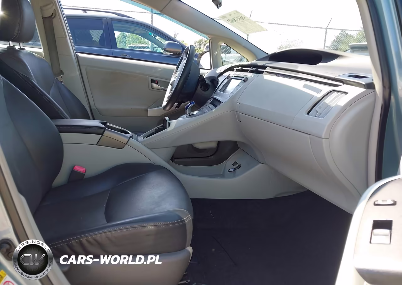 TOYOTA PRIUS VIN:JTDKN3DU8F1885267 - 5