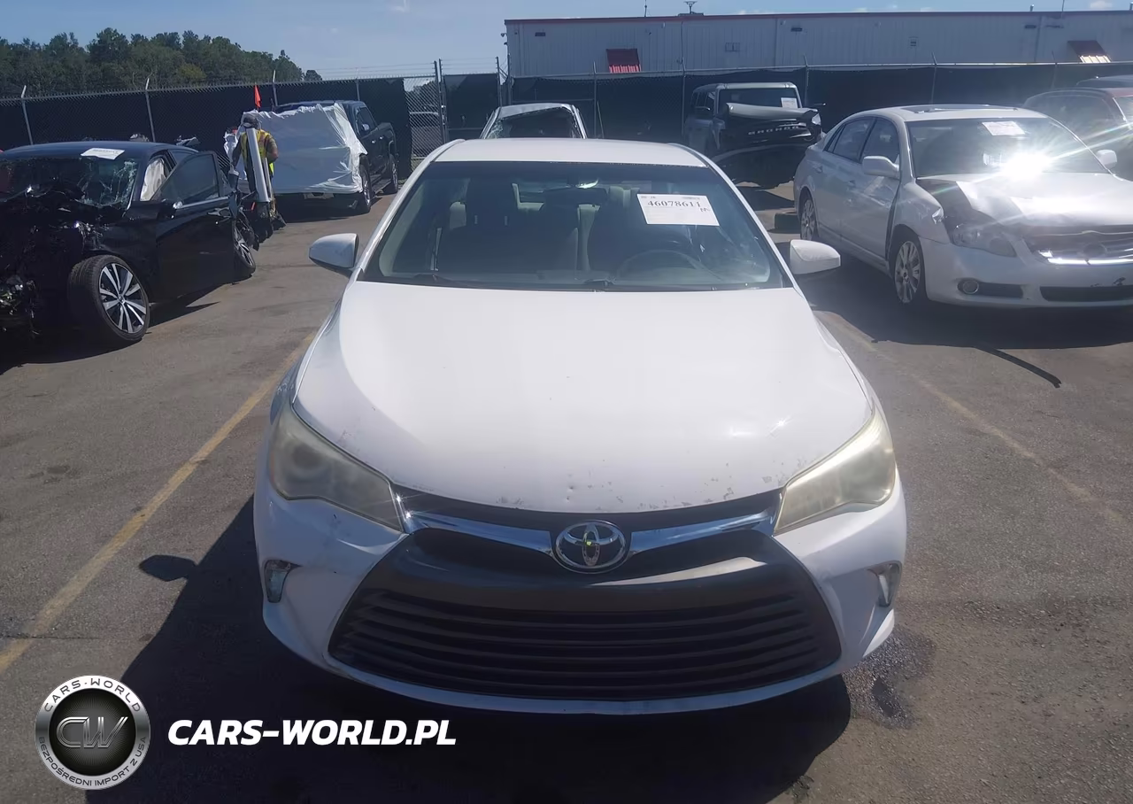 2015 Toyota Camry Le VIN:4T1BF1FK4FU892546 - 12