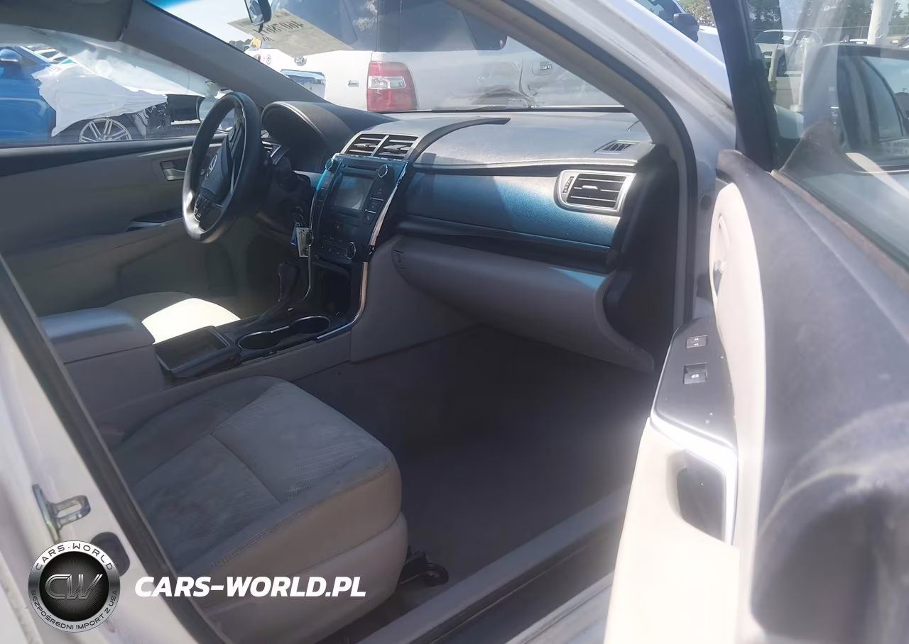 2015 Toyota Camry Le VIN:4T1BF1FK4FU892546 - 5