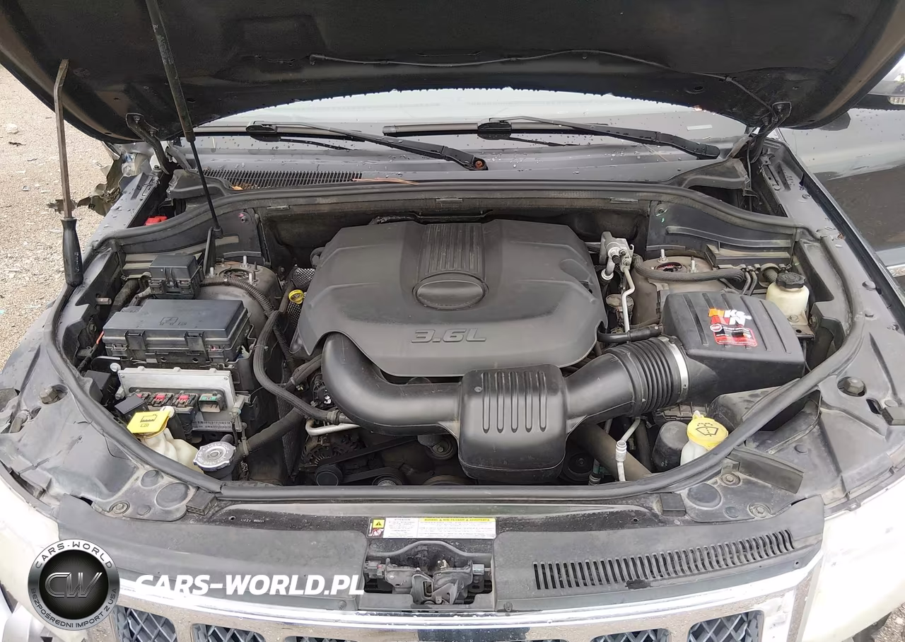 2011 Jeep Grand Cherokee Overland VIN:1J4RS6GG4BC723952 - 10
