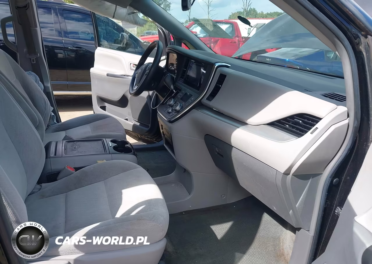 2015 Toyota Sienna Le 8 Passenger VIN:5TDKK3DC9FS687333 - 5