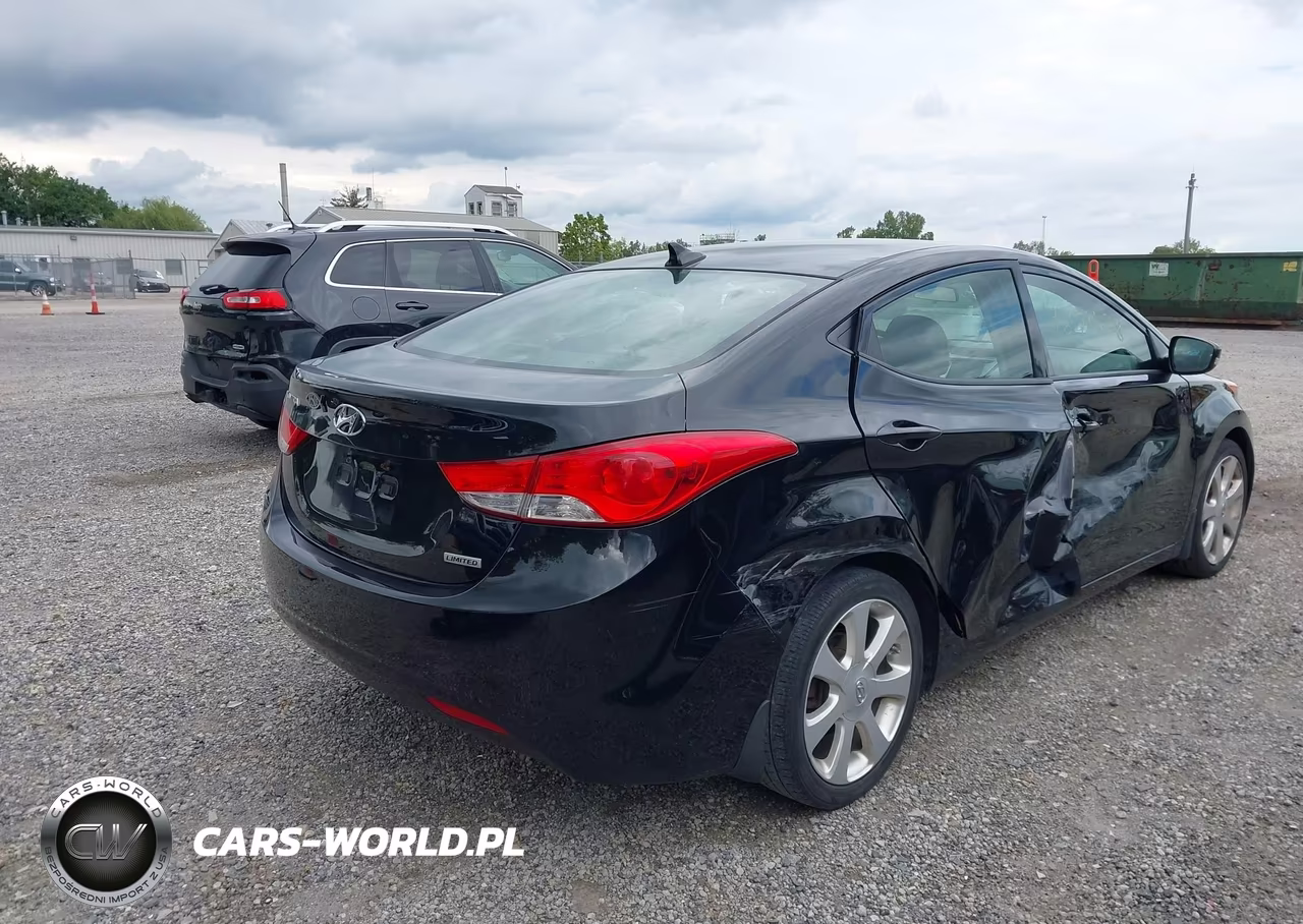 2013 Hyundai Elantra Limited VIN:5NPDH4AEXDH251998 - 4