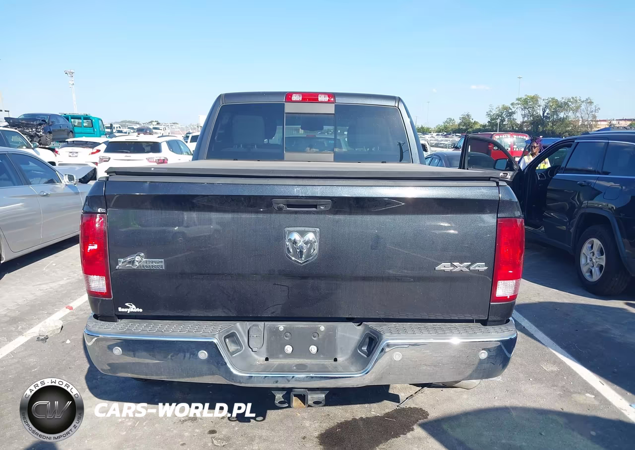 2018 Ram 1500 Big Horn 4X4 5'7 Box VIN:3C6RR7LG7JG230363 - 16
