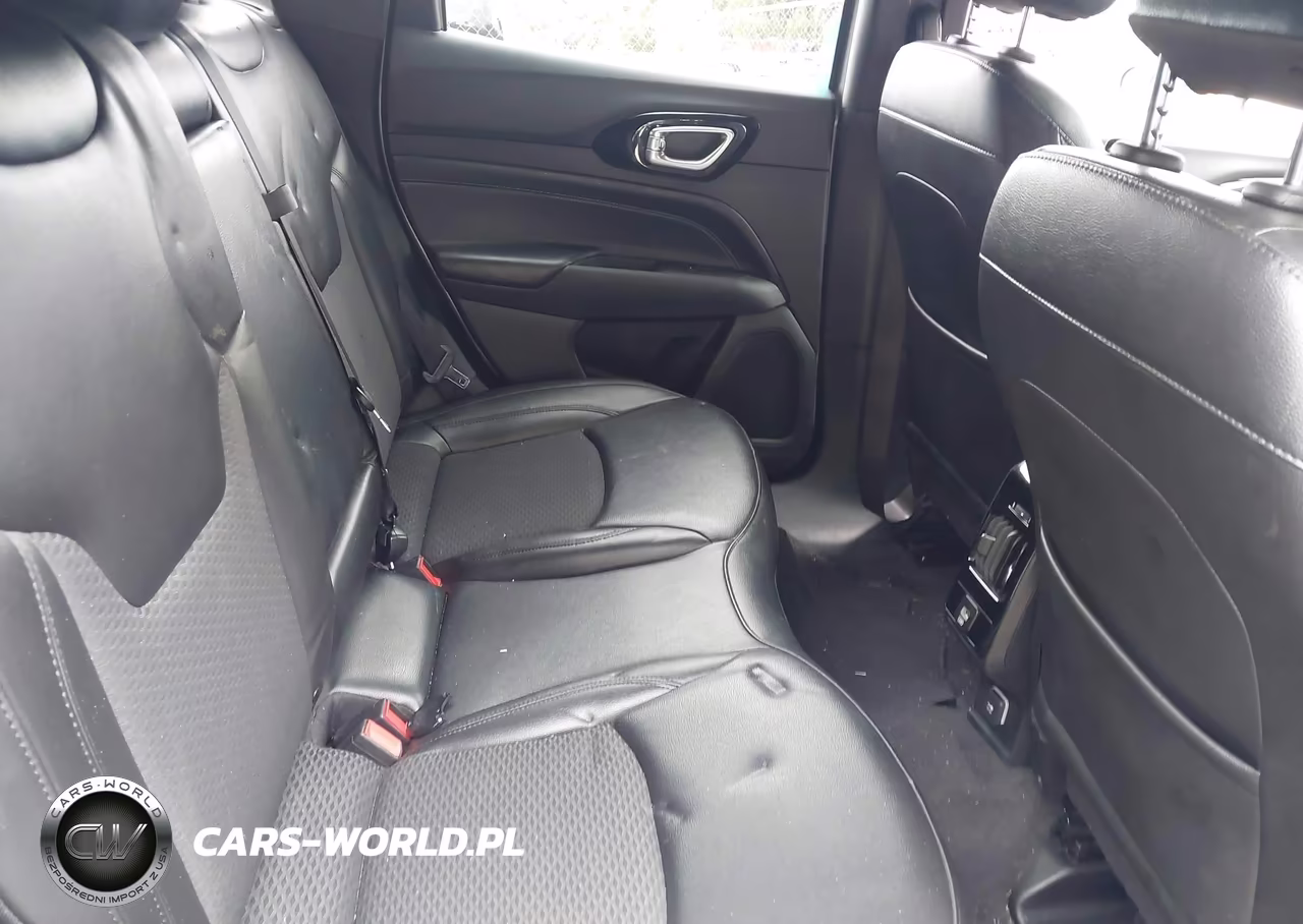 2022 Jeep Compass Altitude 4X4 VIN:3C4NJDBB4NT226691 - 8