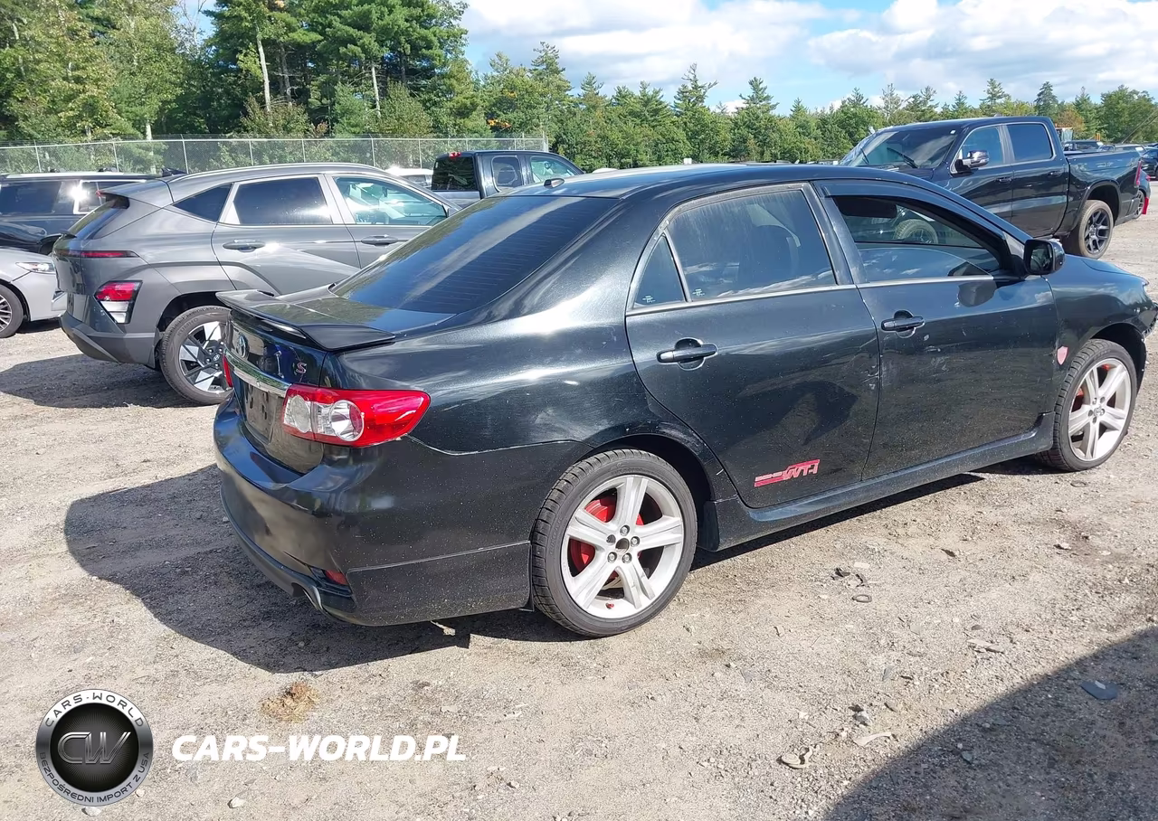 2013 Toyota Corolla S VIN:2T1BU4EE6DC018765 - 4