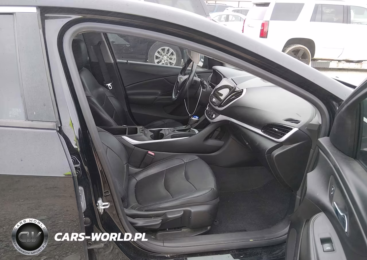 2018 Chevrolet Volt Lt VIN:1G1RC6S51JU156304 - 5