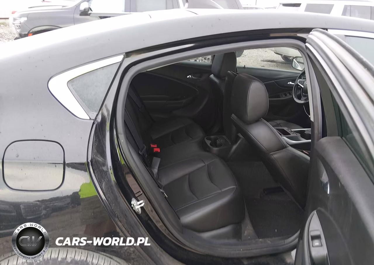 2018 Chevrolet Volt Lt VIN:1G1RC6S51JU156304 - 8