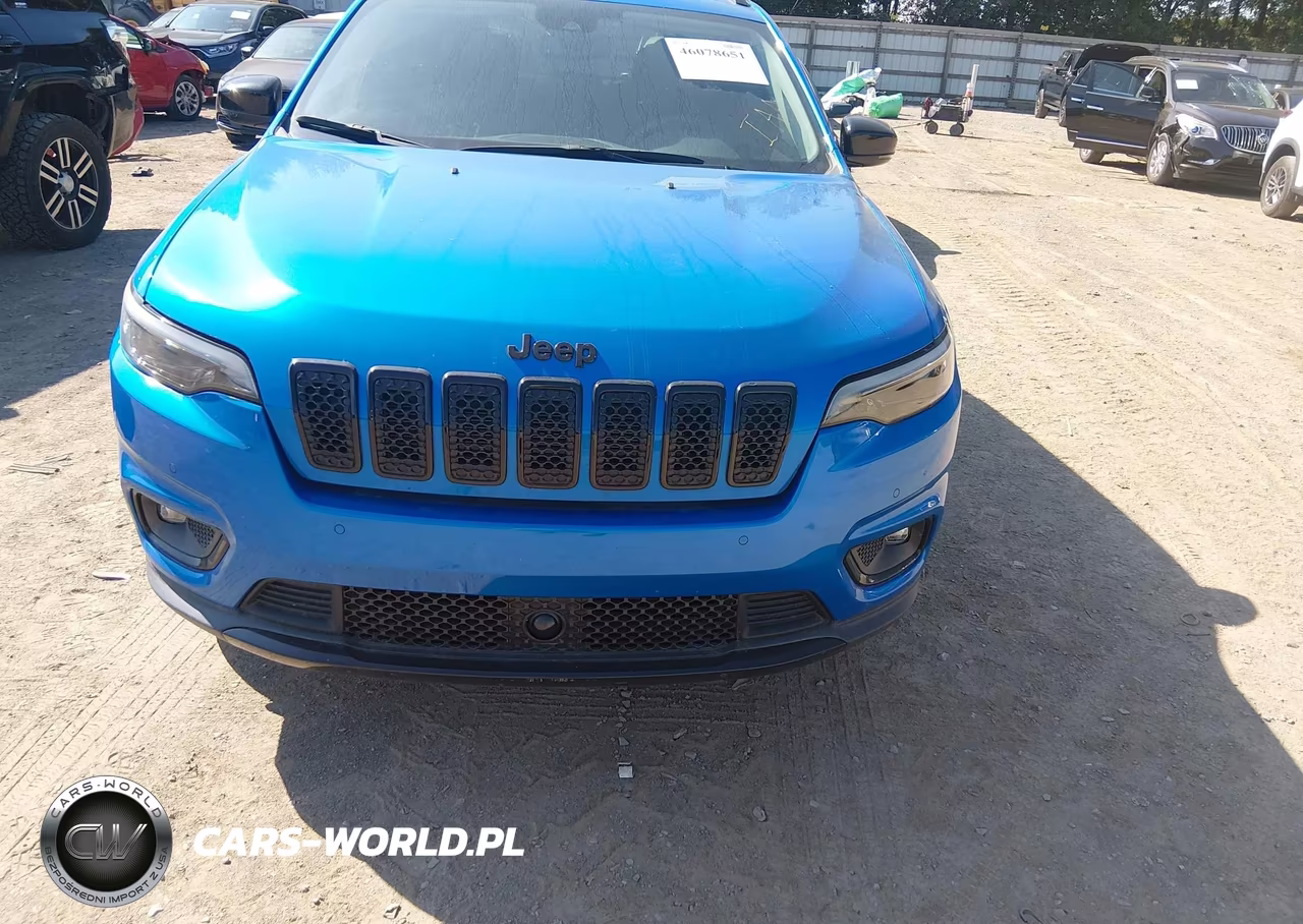 2023 Jeep Cherokee Altitude Lux 4X4 VIN:1C4PJMMB7PD108861 - 12