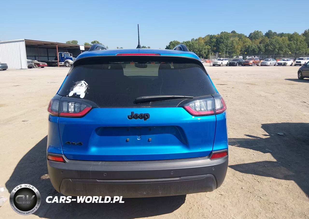 2023 Jeep Cherokee Altitude Lux 4X4 VIN:1C4PJMMB7PD108861 - 16