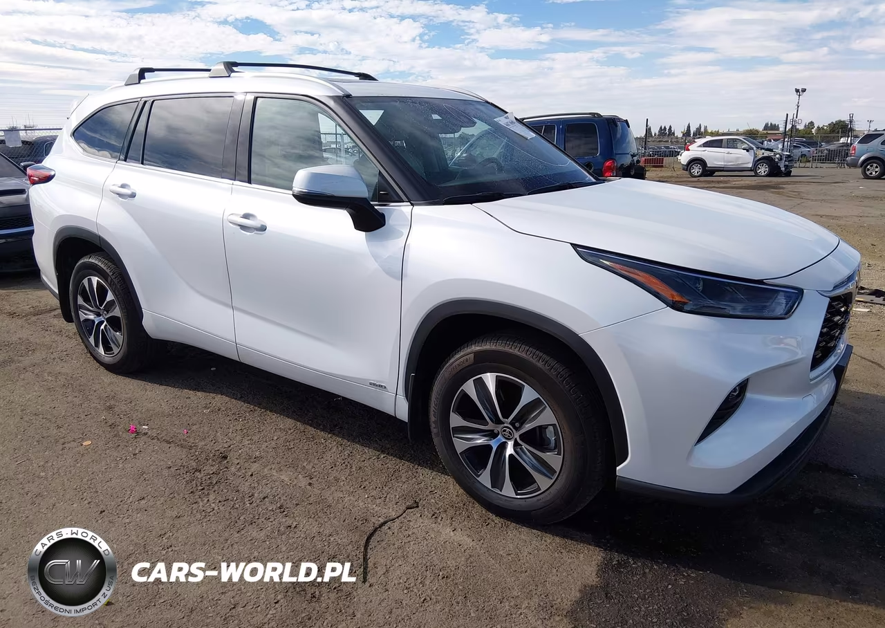 2022 Toyota Highlander Hybrid Xle
