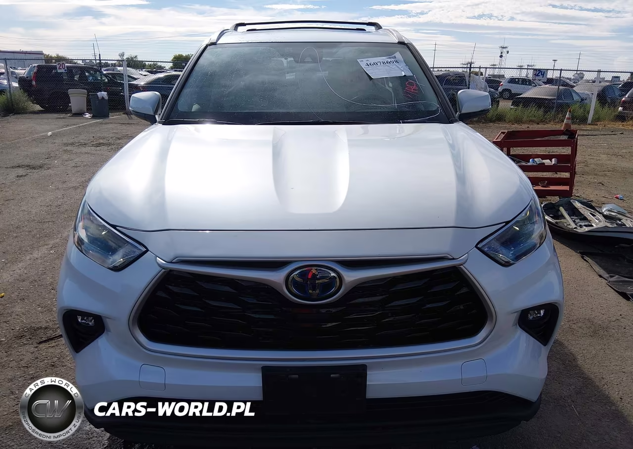 2022 Toyota Highlander Hybrid Xle VIN:5TDHBRCH3NS553300 - 13