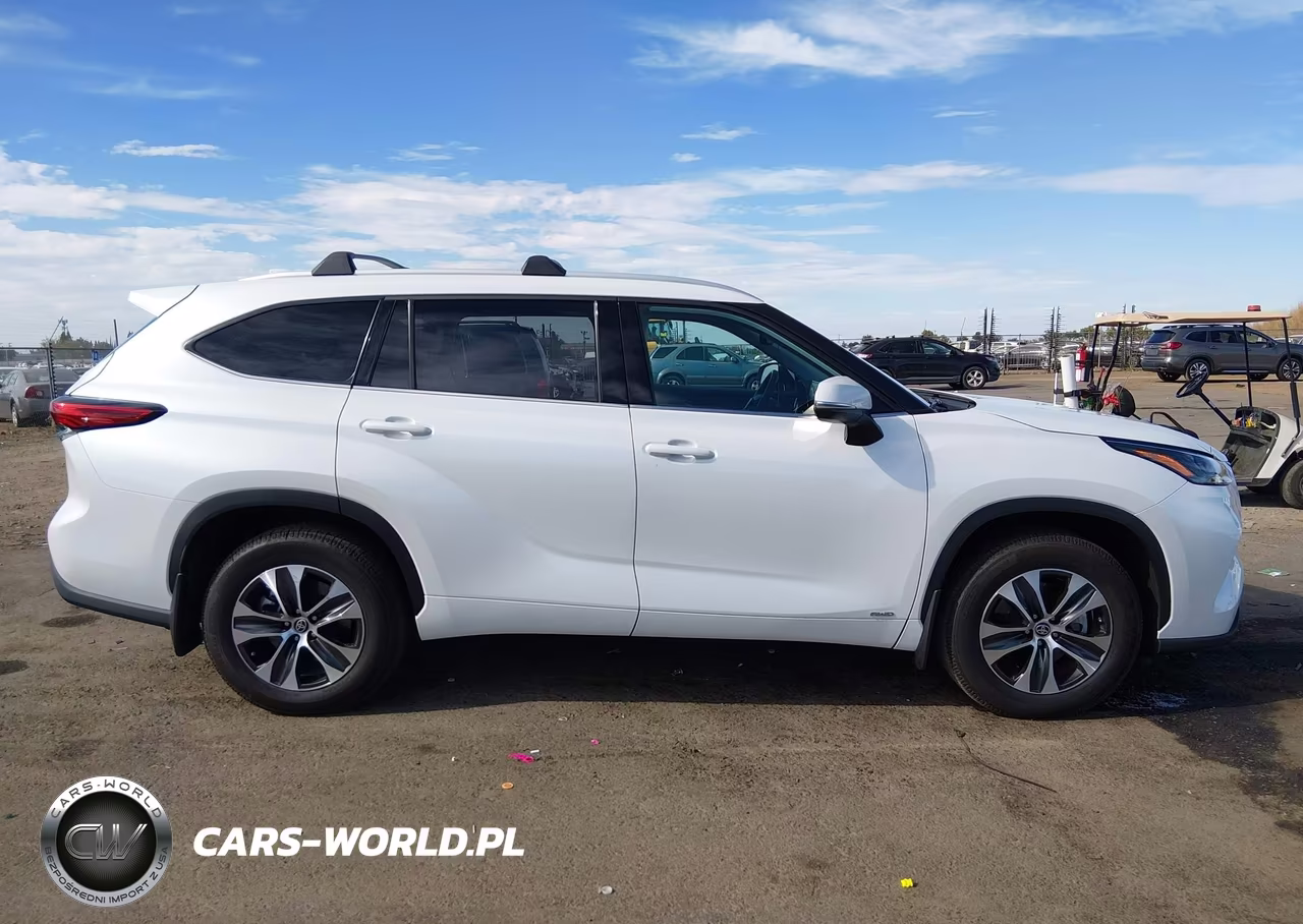 2022 Toyota Highlander Hybrid Xle VIN:5TDHBRCH3NS553300 - 14