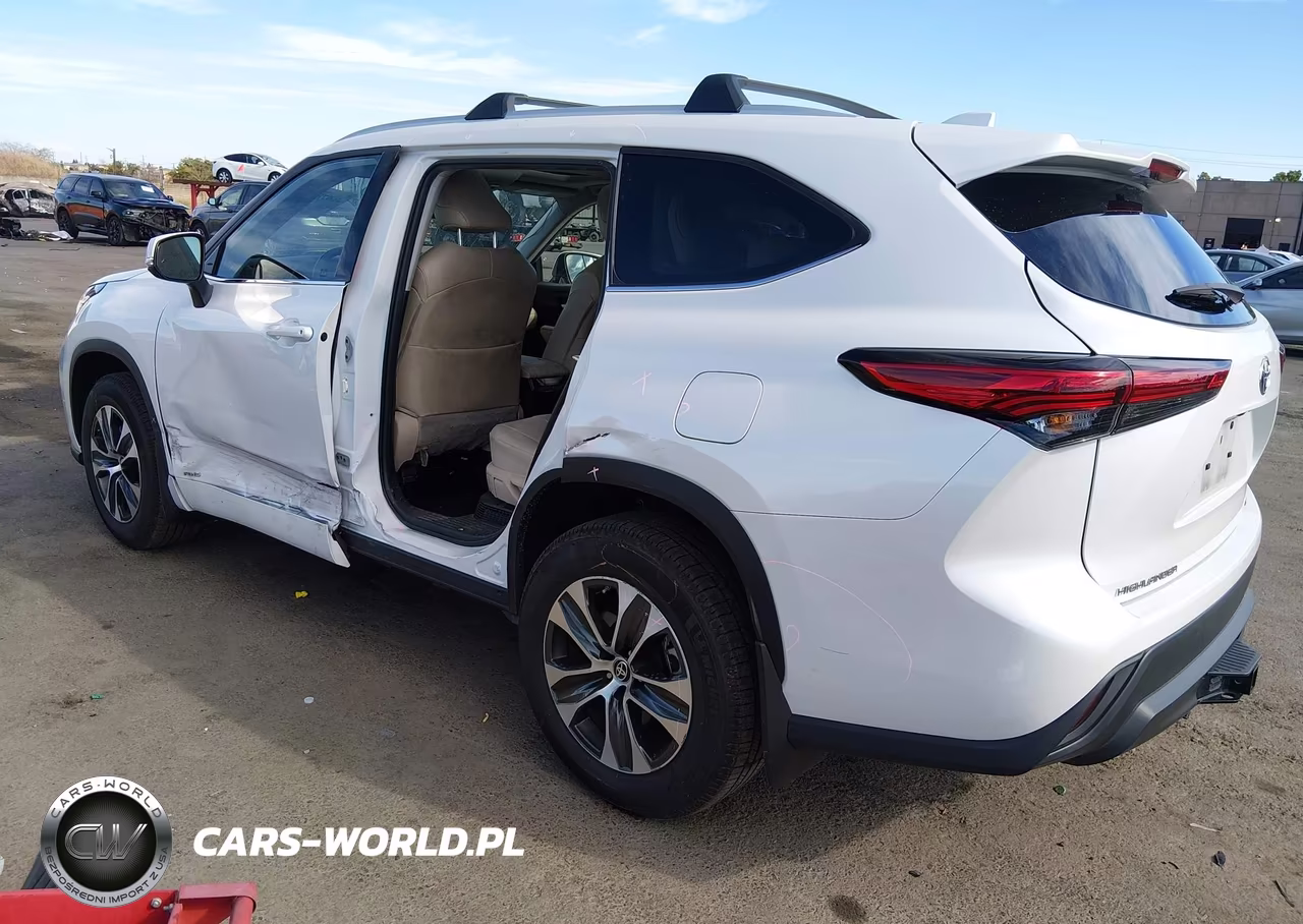2022 Toyota Highlander Hybrid Xle VIN:5TDHBRCH3NS553300 - 3