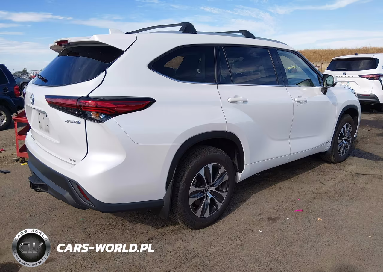 2022 Toyota Highlander Hybrid Xle VIN:5TDHBRCH3NS553300 - 4