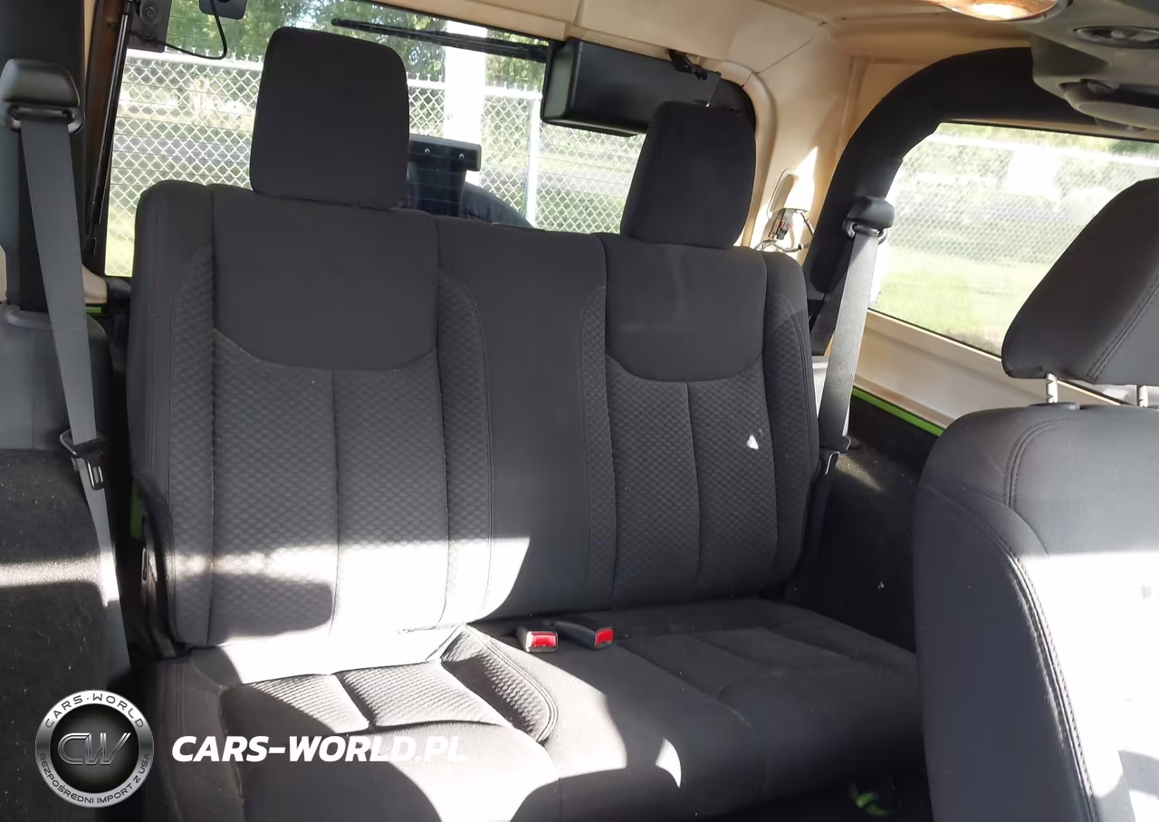 2013 Jeep Wrangler Sport VIN:1C4GJWAG3DL530560 - 8