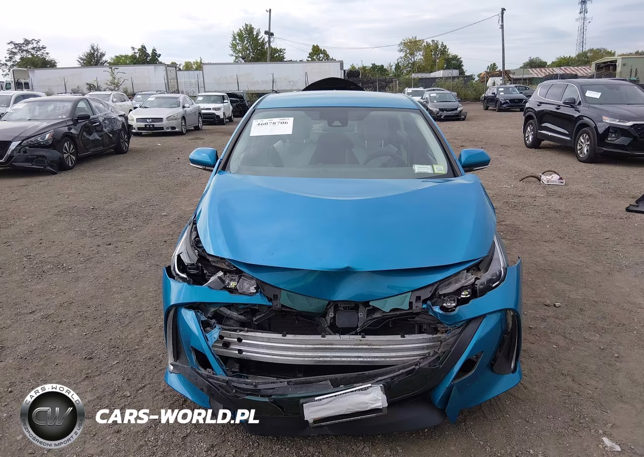 2018 Toyota Prius Prime Plus VIN:JTDKARFPXJ3098520 - 12