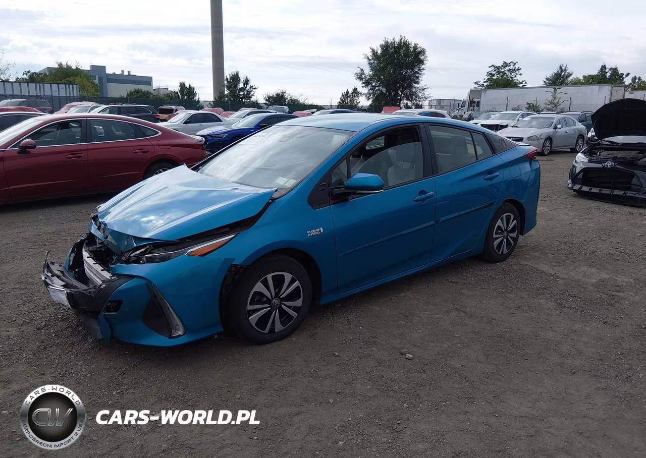 2018 Toyota Prius Prime Plus VIN:JTDKARFPXJ3098520 - 2
