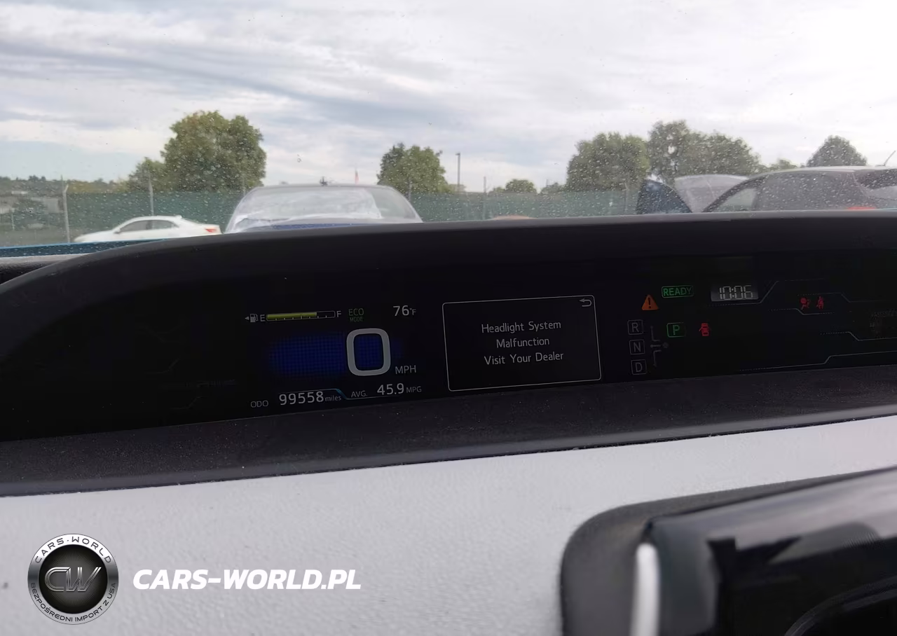 2018 Toyota Prius Prime Plus VIN:JTDKARFPXJ3098520 - 7