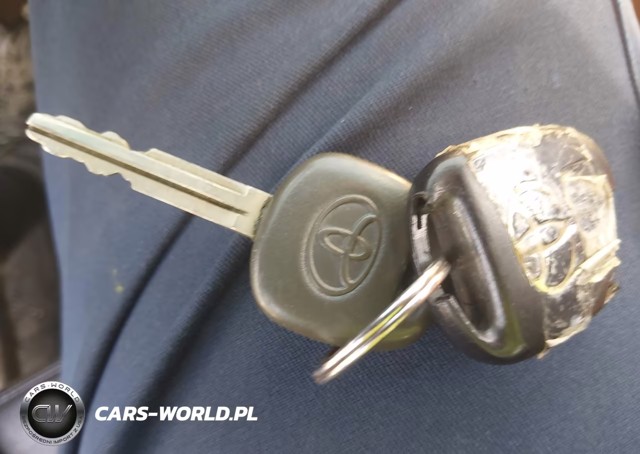 1998 Toyota Land Cruiser VIN:JT3HT05J4W0015075 - 11