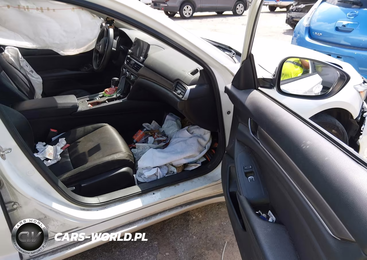 2019 Honda Accord Lx VIN:1HGCV1F1XKA155917 - 5