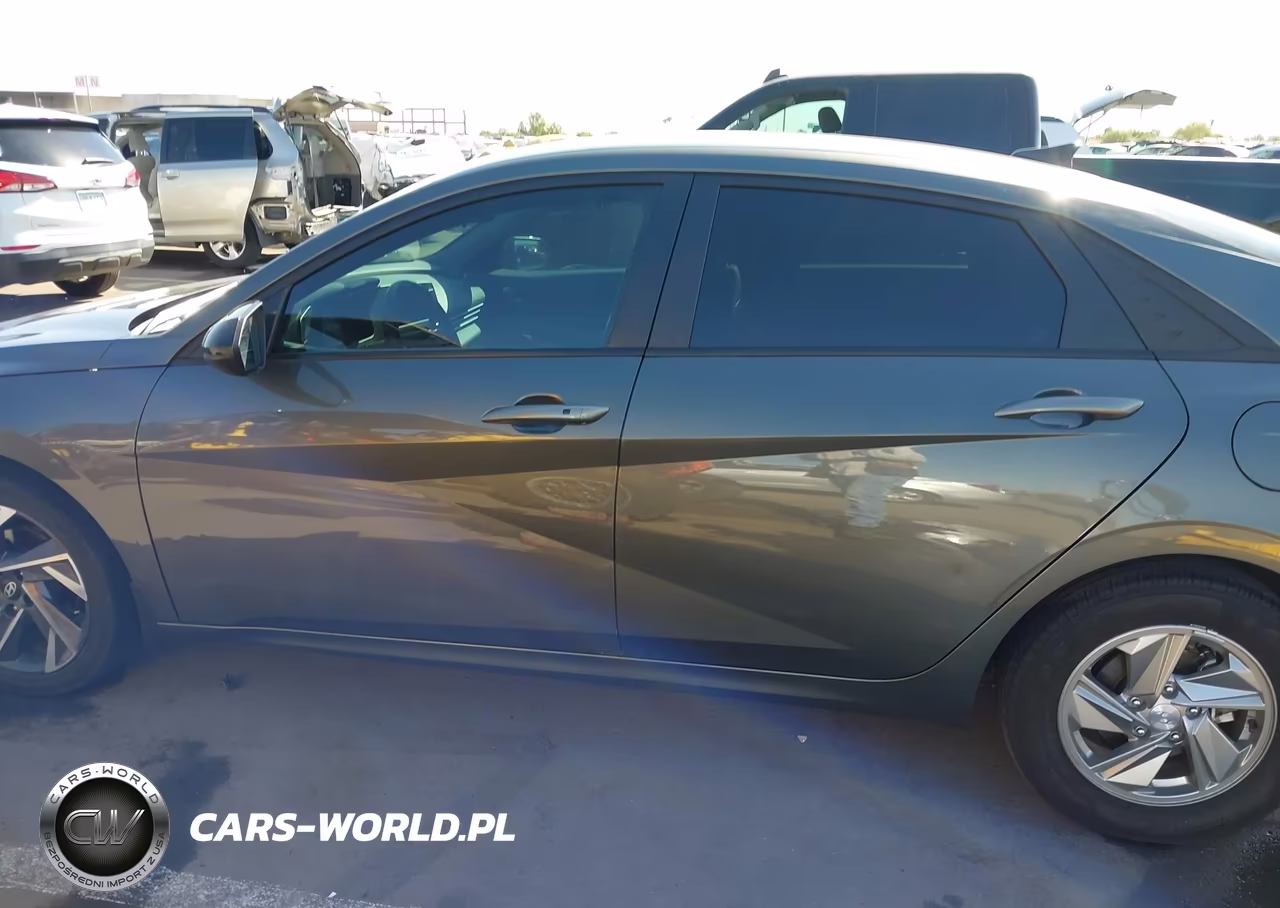 2025 Hyundai Elantra Sel Sport VIN:KMHLM4DG1SU038151 - 15