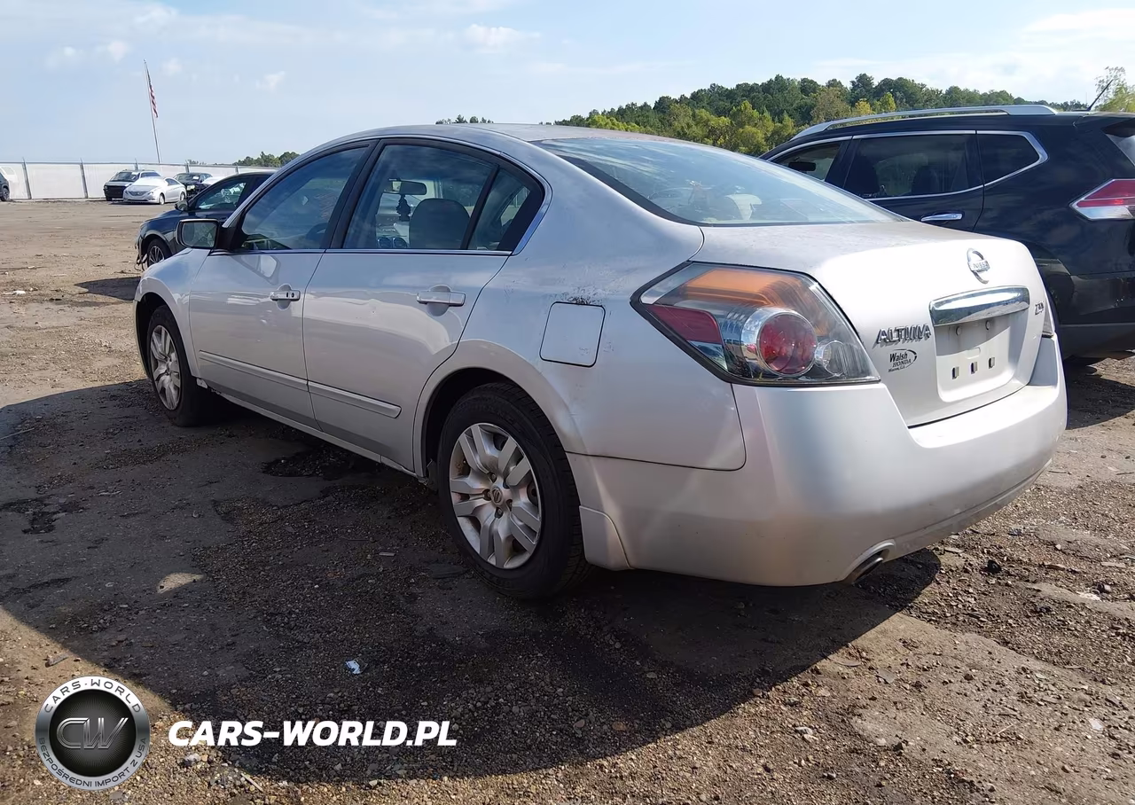 2011 Nissan Altima 2.5 S VIN:1N4AL2AP3BC179869 - 3