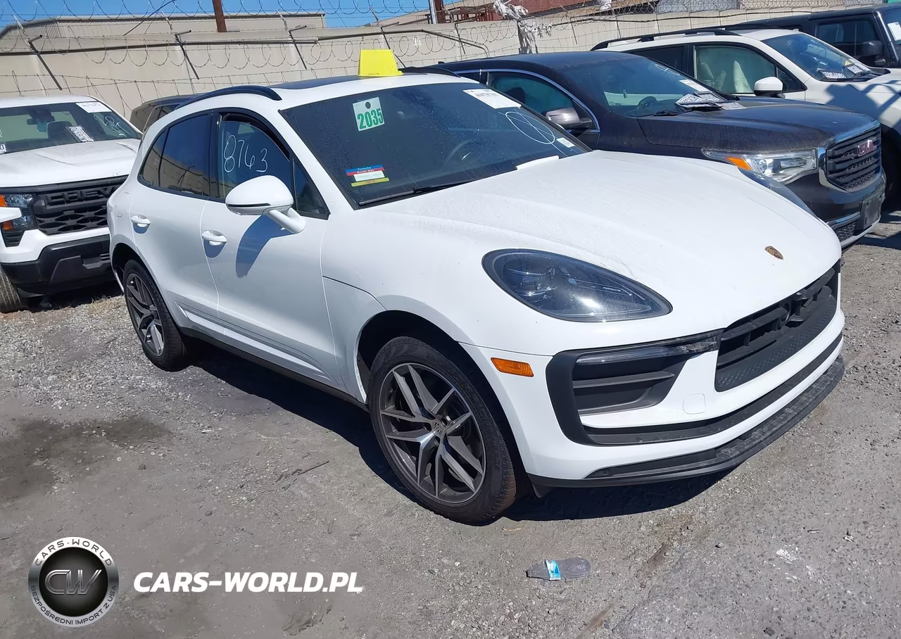 2026 Porsche Macan T VIN:WP1AA2A57TLB11945 - 1