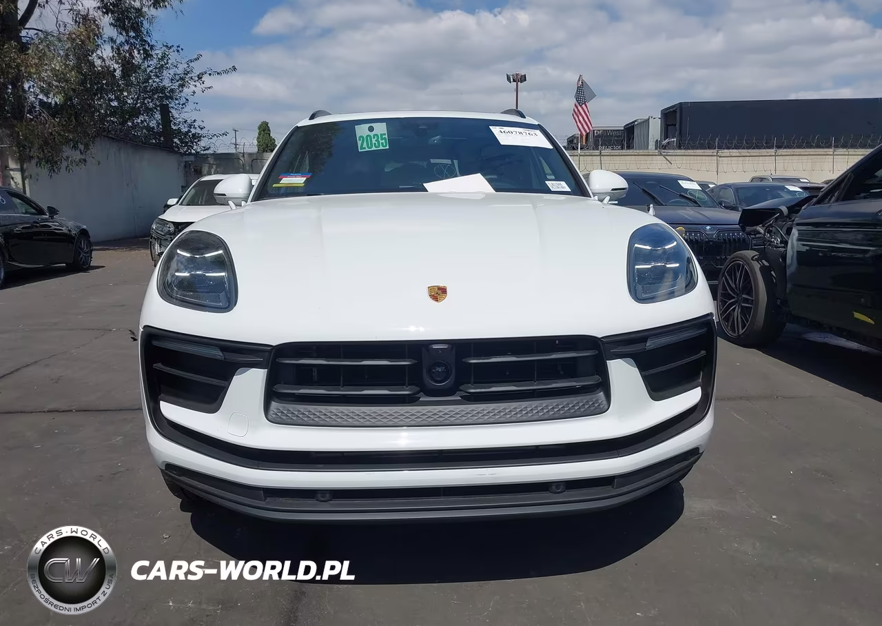 2026 Porsche Macan T VIN:WP1AA2A57TLB11945 - 13