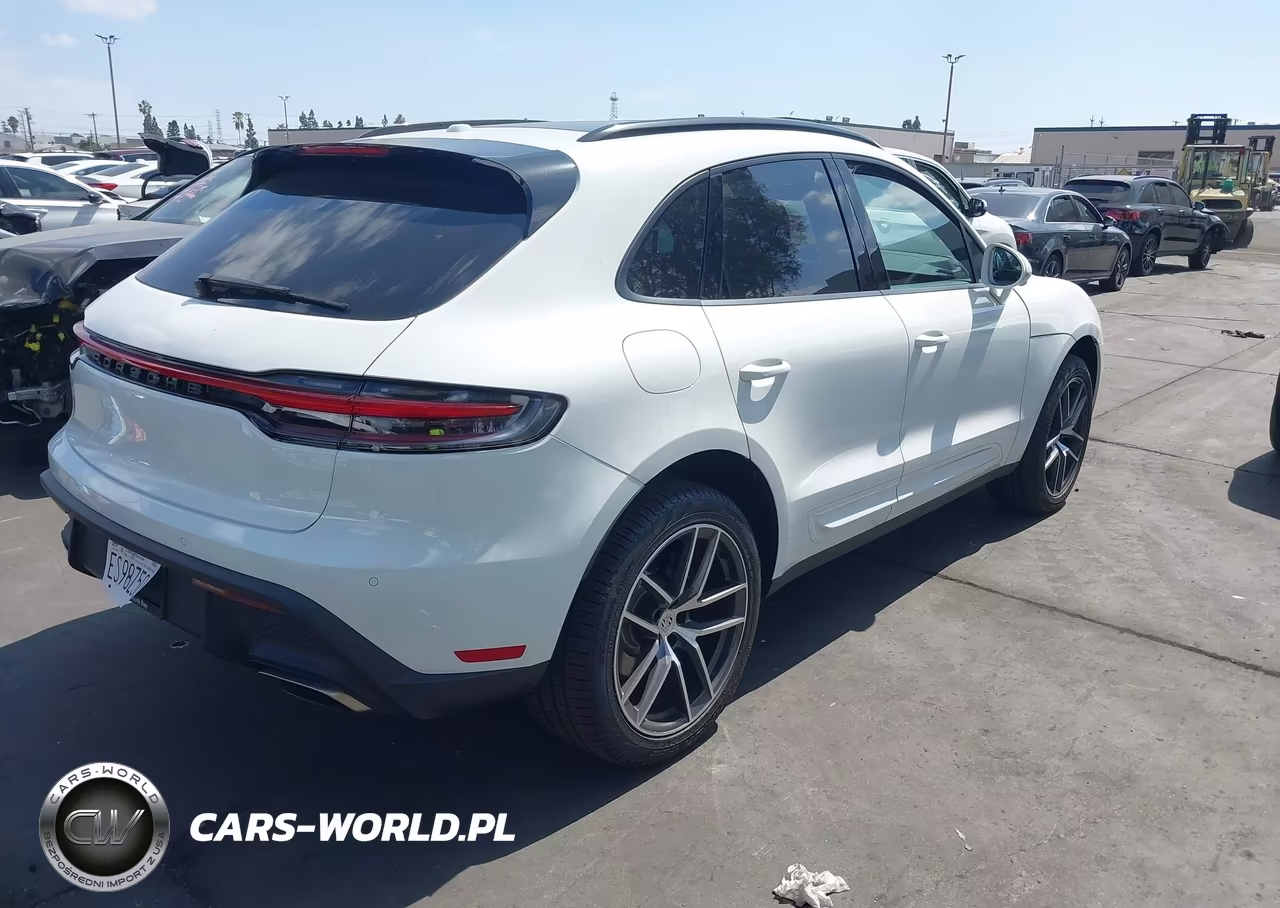 2026 Porsche Macan T VIN:WP1AA2A57TLB11945 - 4