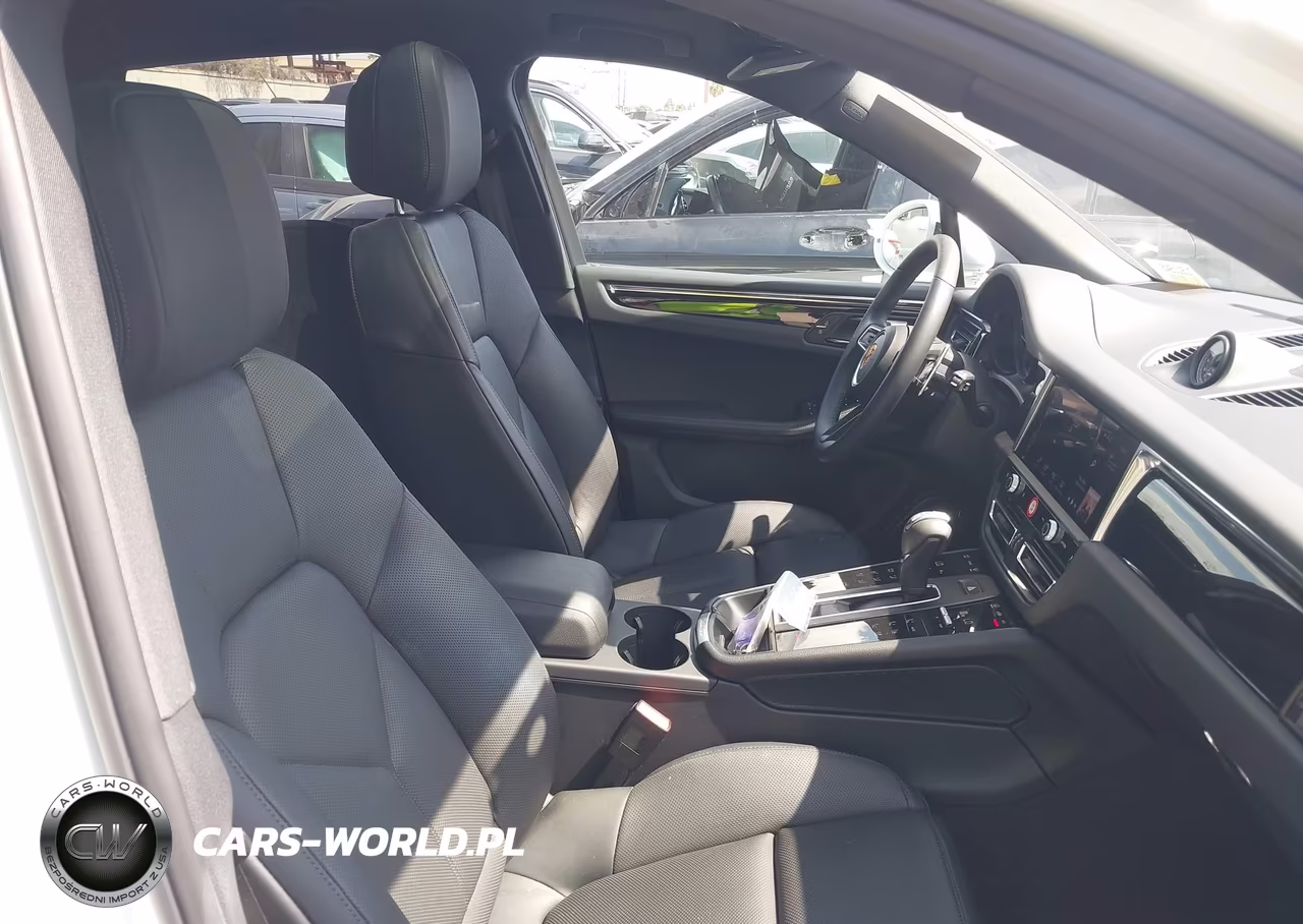2026 Porsche Macan T VIN:WP1AA2A57TLB11945 - 5
