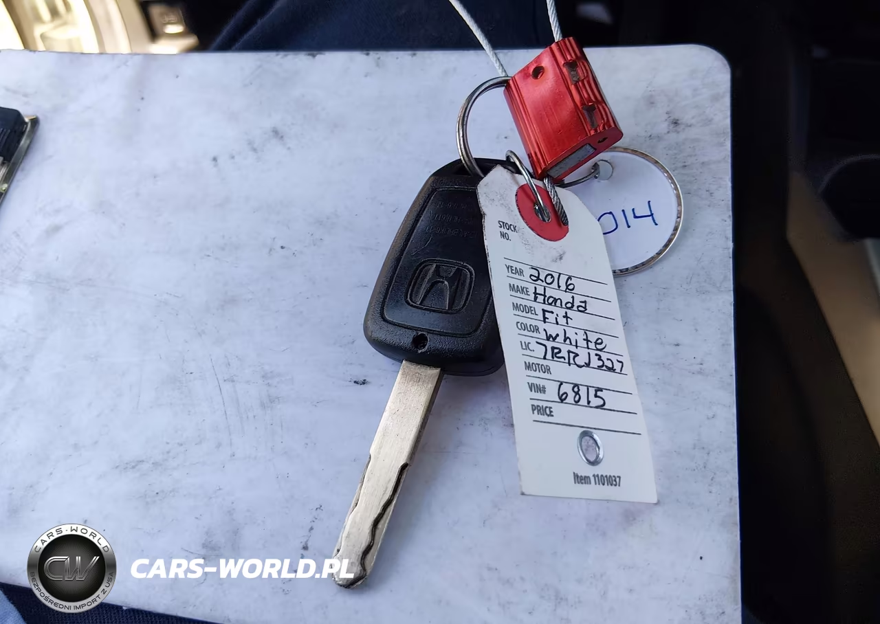 2016 Honda Fit Lx VIN:JHMGK5H55GX016815 - 11
