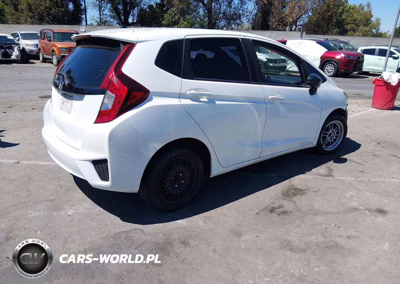 2016 Honda Fit Lx VIN:JHMGK5H55GX016815 - 4