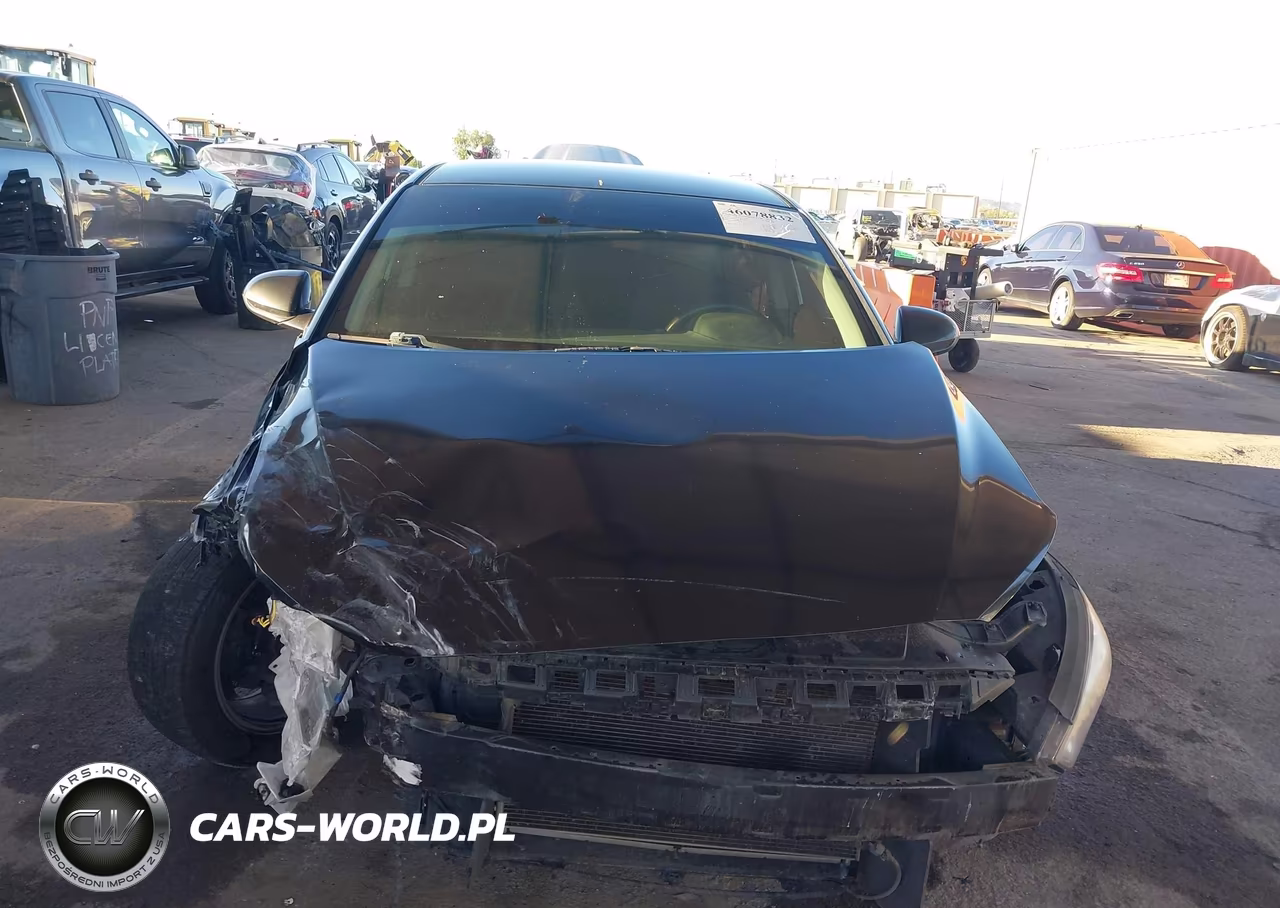 2018 Hyundai Elantra Sel VIN:5NPD84LF2JH221718 - 13
