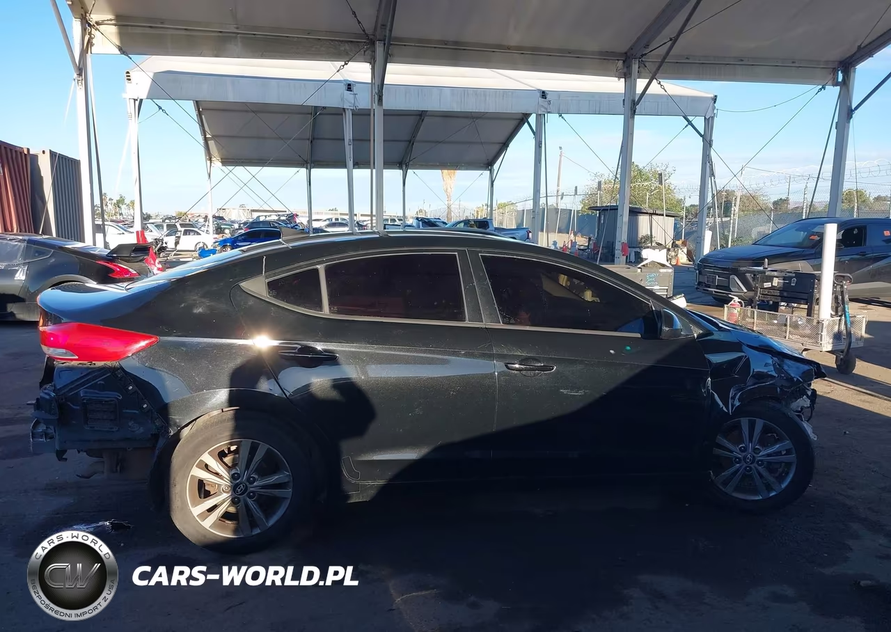 2018 Hyundai Elantra Sel VIN:5NPD84LF2JH221718 - 14