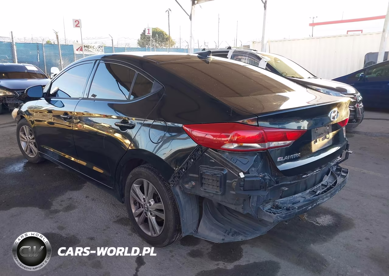 2018 Hyundai Elantra Sel VIN:5NPD84LF2JH221718 - 3