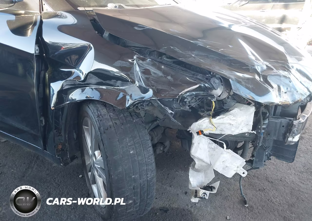 2018 Hyundai Elantra Sel VIN:5NPD84LF2JH221718 - 6
