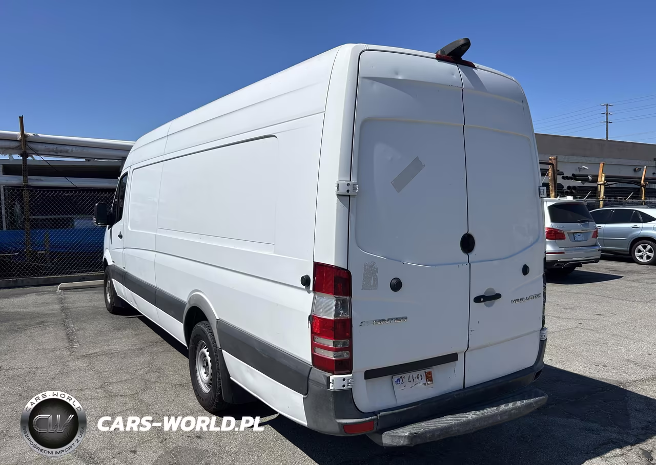 2015 Mercedes-Benz Sprinter 2500 High Roof VIN:WD3PE8CC9F5990303 - 3