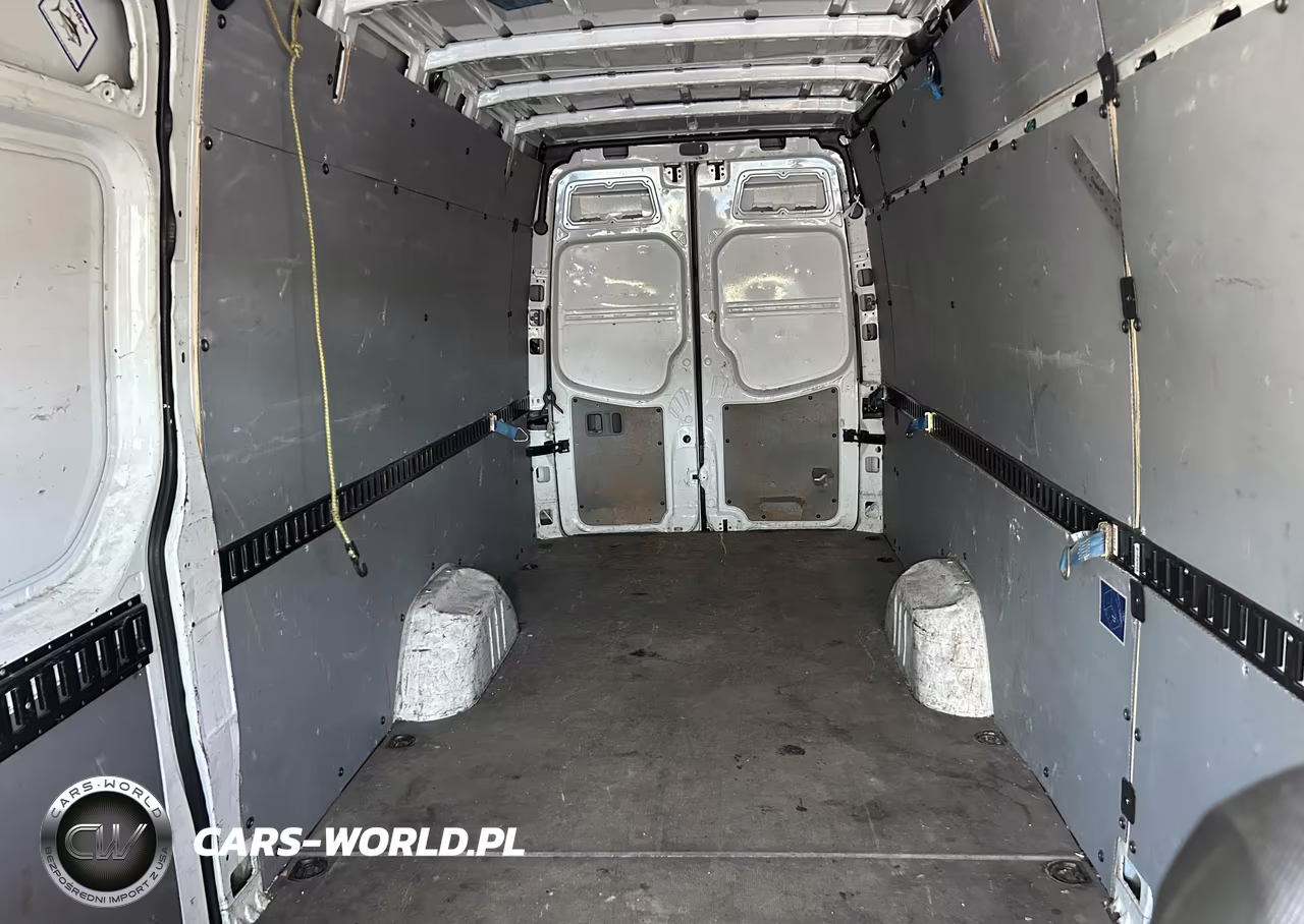 2015 Mercedes-Benz Sprinter 2500 High Roof VIN:WD3PE8CC9F5990303 - 8