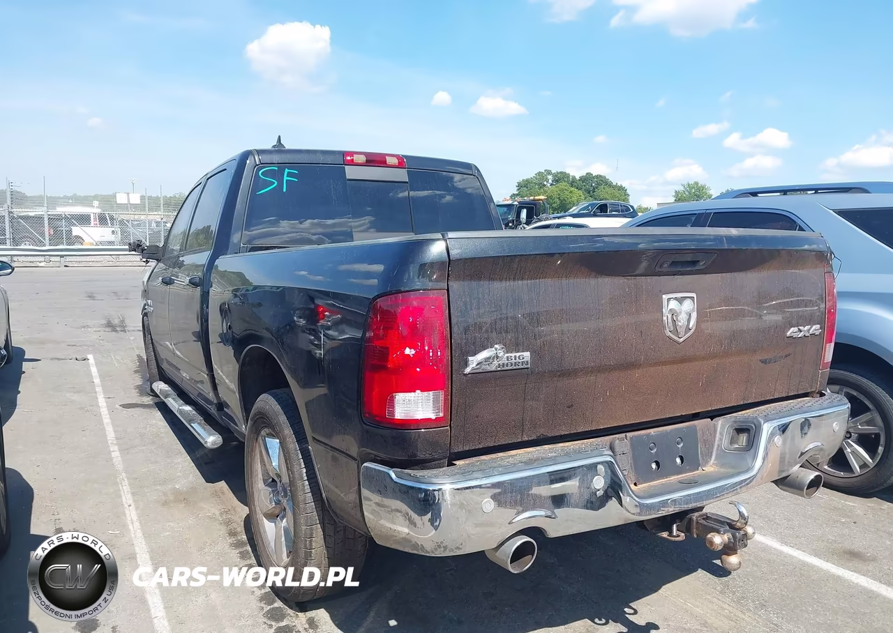 2018 Ram 1500 Big Horn 4X4 6'4 Box VIN:1C6RR7TT1JS216044 - 3